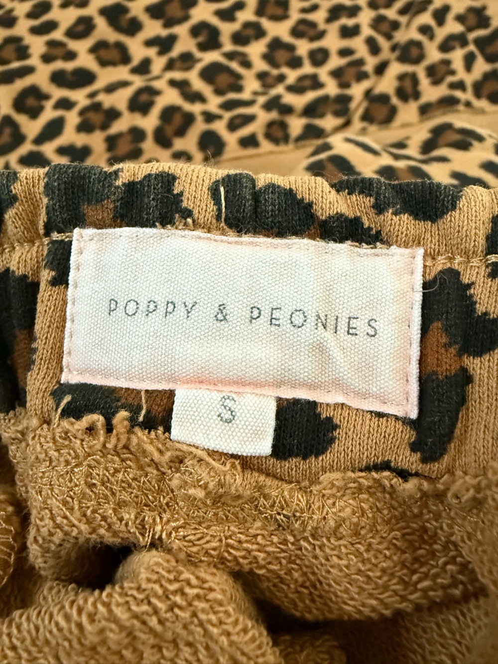 Poppy & Peonies Tan and Black Leopard Print Lounge Set - Picture 4 of 5